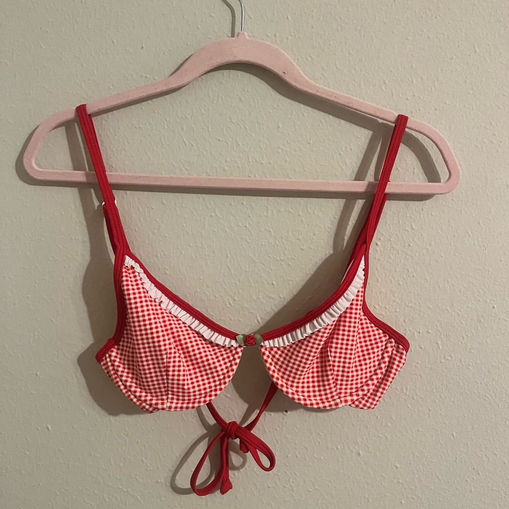 Kitteny red gingham binkini top!